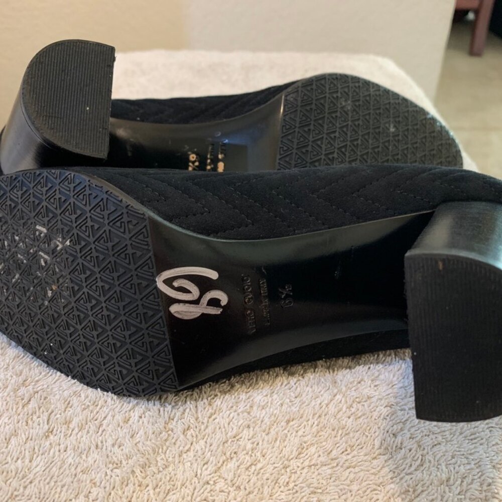 Aquatalia Marvin K Vero Cuoio Stitched Black Suede Round Toe 3" Pumps Size 6.5 - Picture 4 of 5